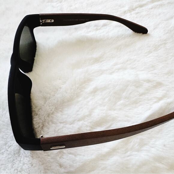 Juna Black & Dark Wood Sunglasses - Picture 10 of 11